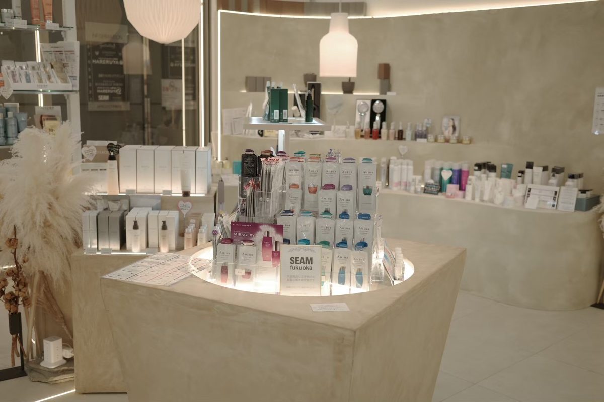 SEAM FUKUOKA 店内