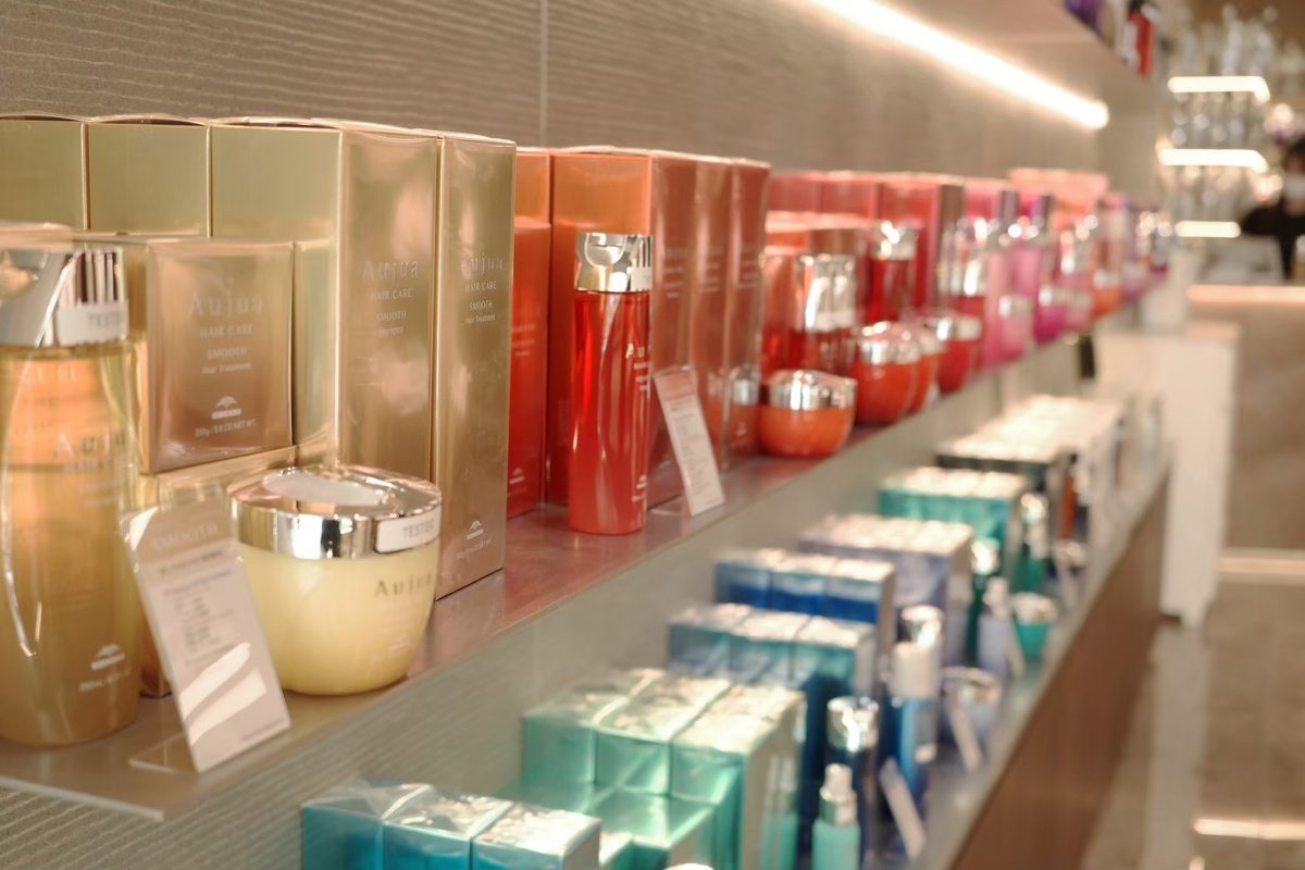SEAM GINZA 店内