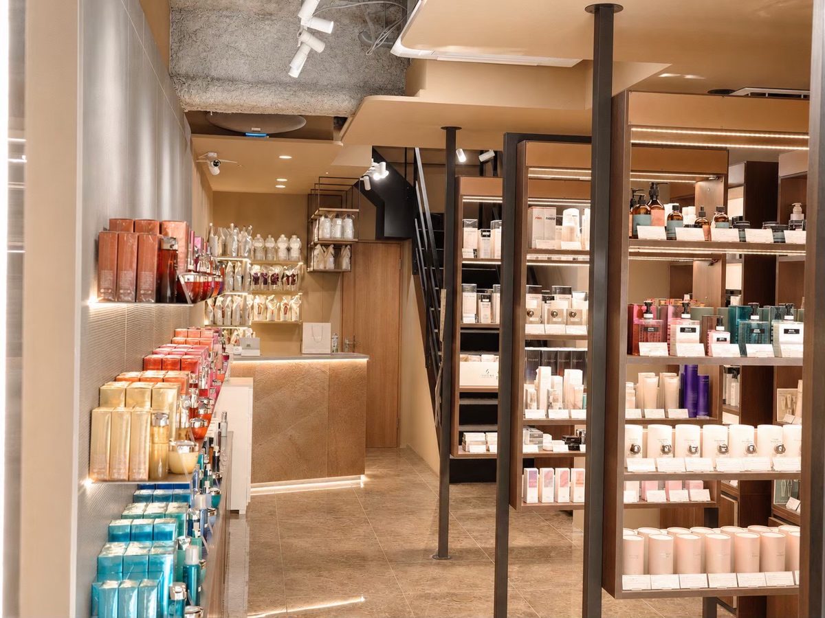 SEAM NAGOYA 店内